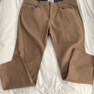 Classic Tan Men's Chinos